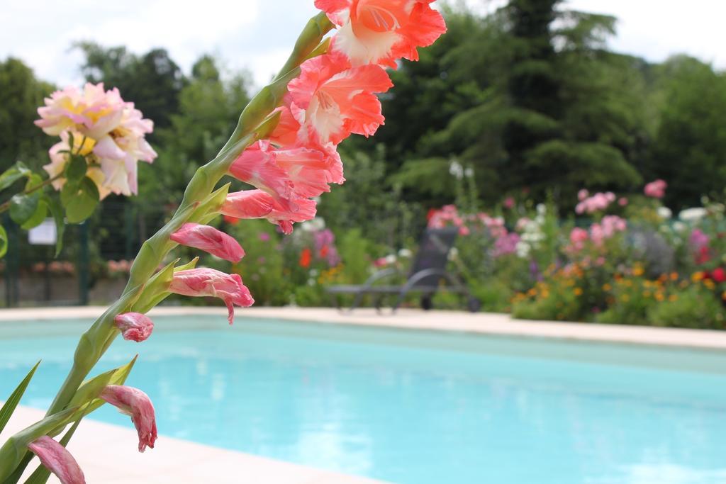 Hotel La Bastide Du Roy Villamblard Exteriér fotografie